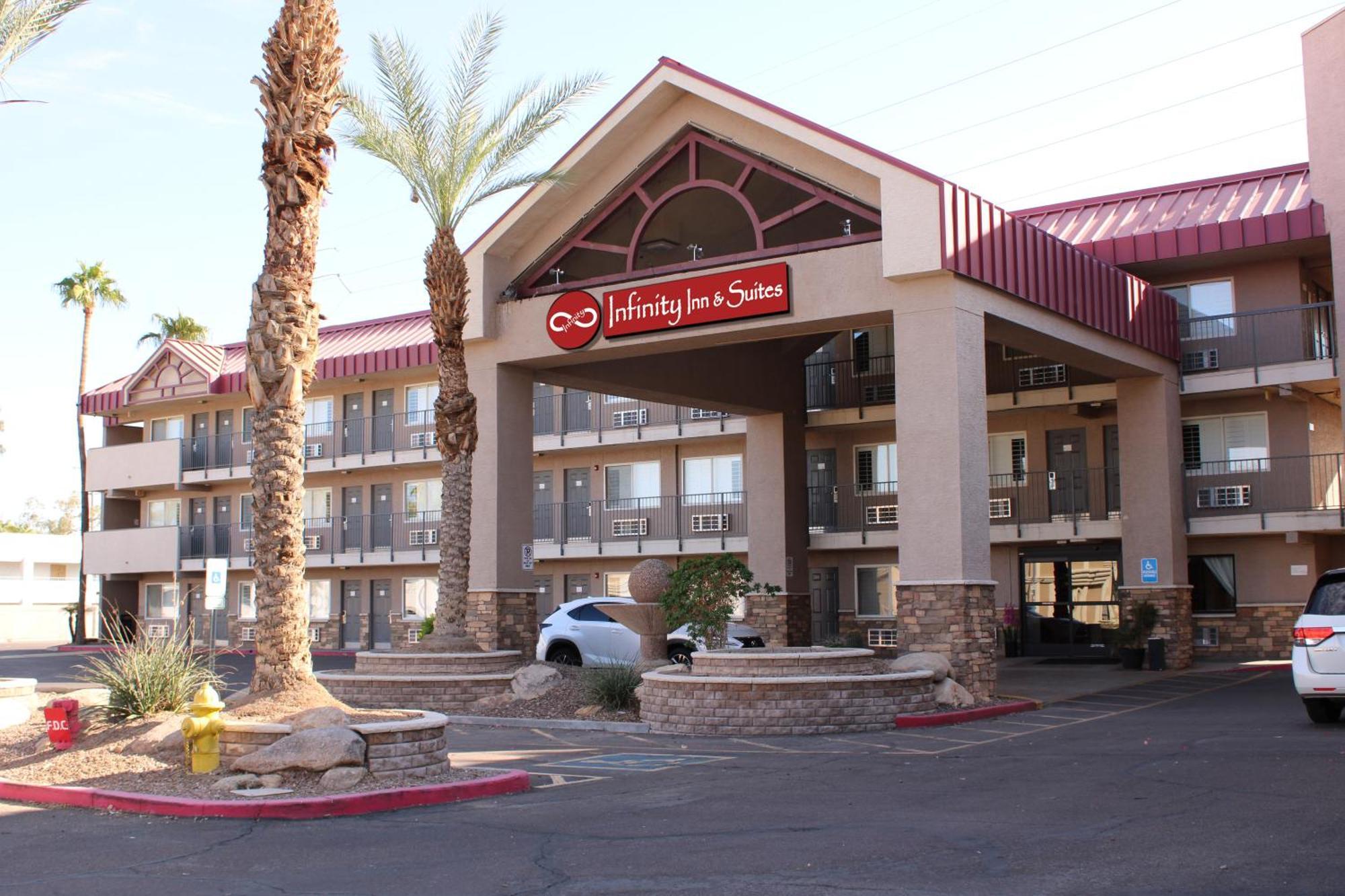 טמפה Infinity Inn & Suites מראה חיצוני תמונה