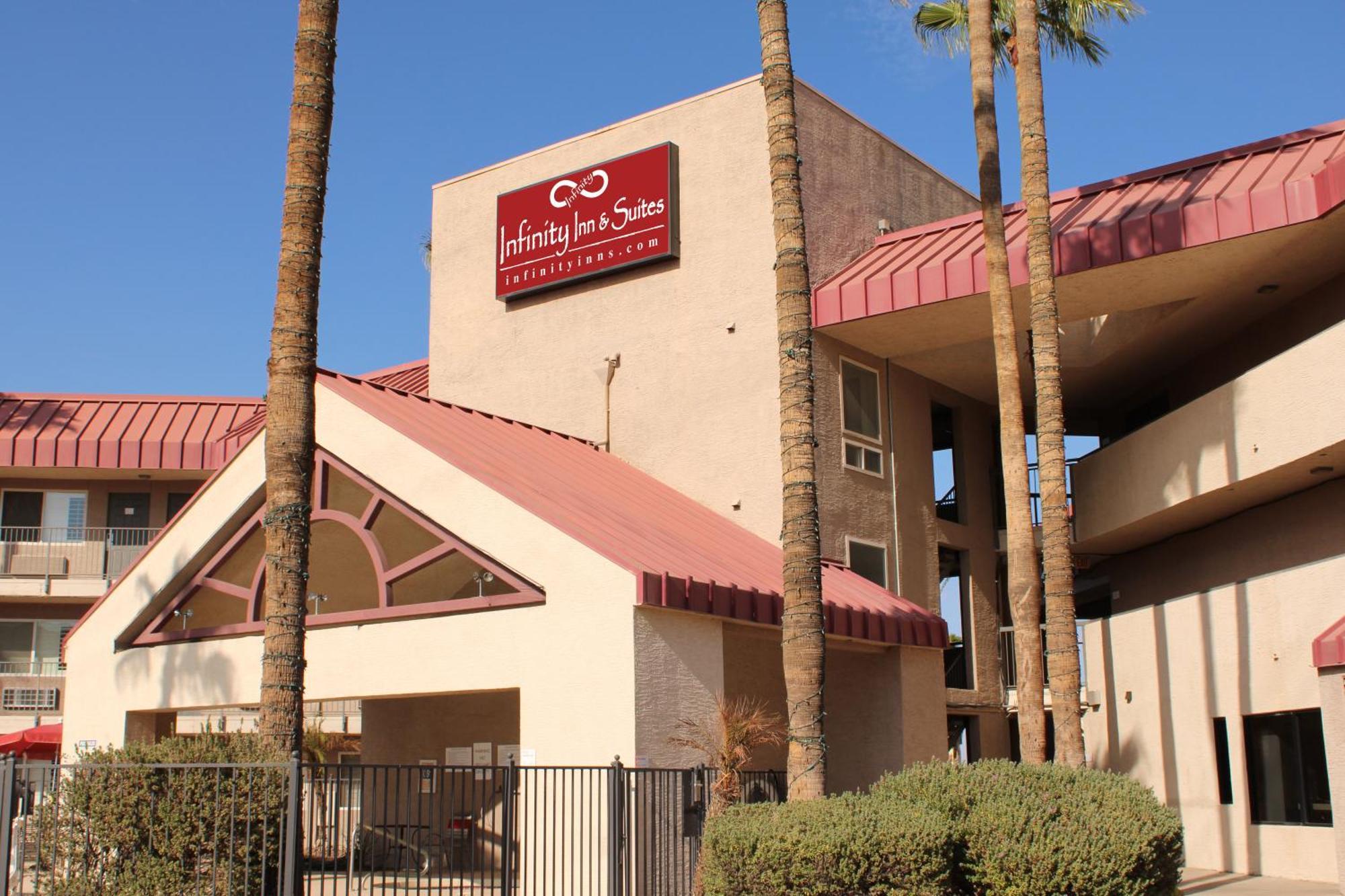 טמפה Infinity Inn & Suites מראה חיצוני תמונה