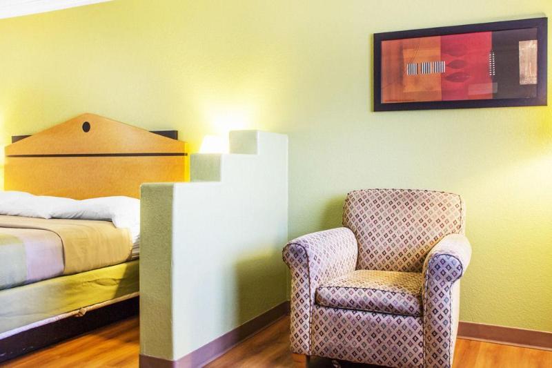 טמפה Infinity Inn & Suites מראה חיצוני תמונה